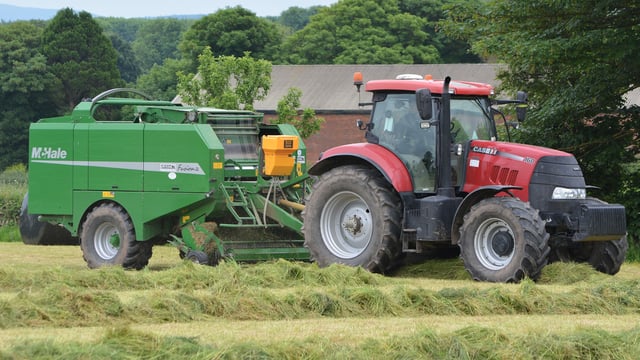 Contractor rates: Are these 2018 baled silage ‘guide prices’ on the money?
