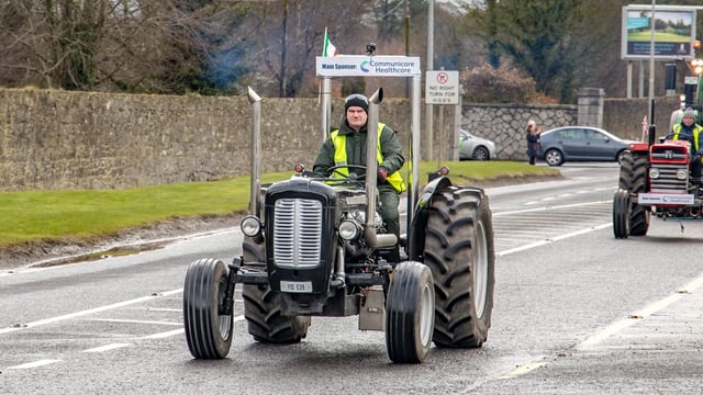 Pics: Dublin2Mayo tractor run tracking across the country