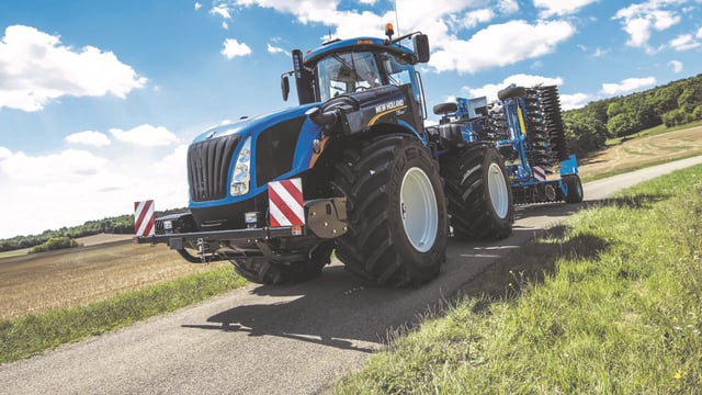 605hp New Holland is 'world's most powerful CVT tractor'