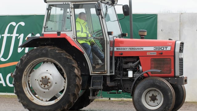 Auction report: 'Red' highlights from big April tractor sale