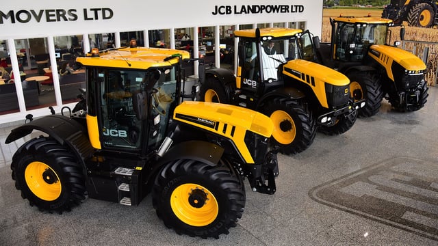 Last 3000 Series Fastrac rolls off JCB production line