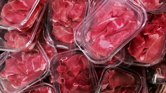 Strongest link yet between nitrites and cancer - but not all processed meat has same risk