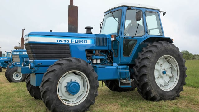 How much did this big-boned Ford TW-30 sell for?