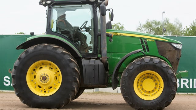 Auction report: John Deere highlights from monster May tractor sale