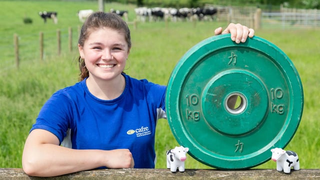 Meet the farm girl jetting off to Canada to powerlift at world championships