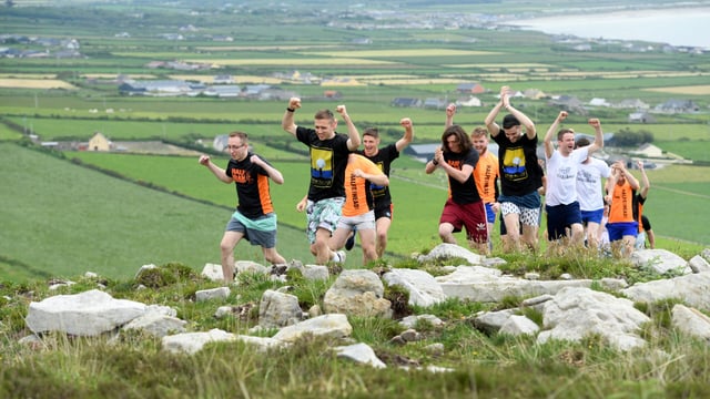 Farmers and 'Rebels' dominate 2018 'Rose' escort squad
