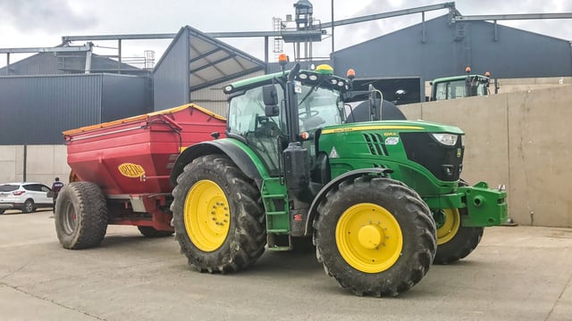 What fertiliser should I apply to my forage crops?