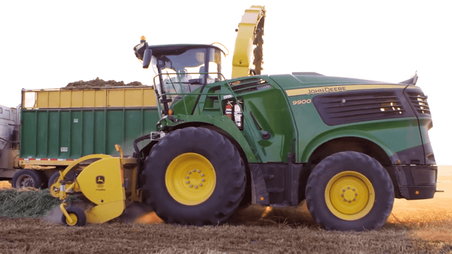 New flagship Deere forager has a 970hp V12 engine...from Liebherr