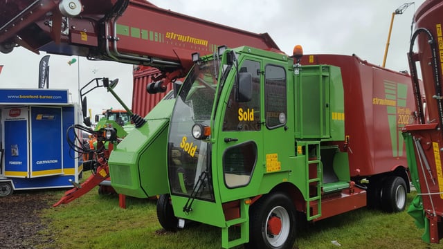 'Ploughing 2018': IAM does the deal on 'hungry' self-propelled diet feeder