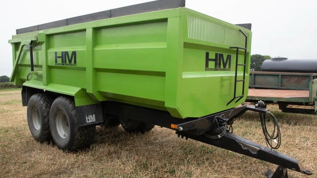 Auction report: 'Fresh-looking' machinery changes hands at 'on-site' sale