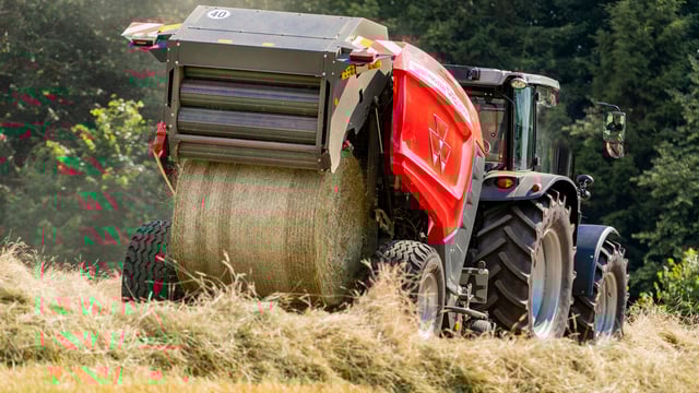 'New-look' Massey Ferguson round baler spotted
