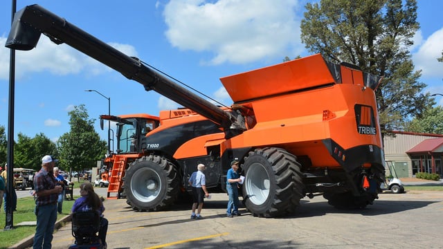 Tribine: A combine harvester story with a 'twist'