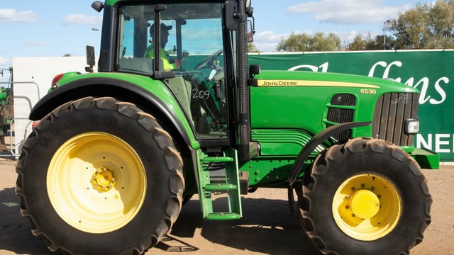 Auction report: Thirsty for a '30' at this sprawling sale?