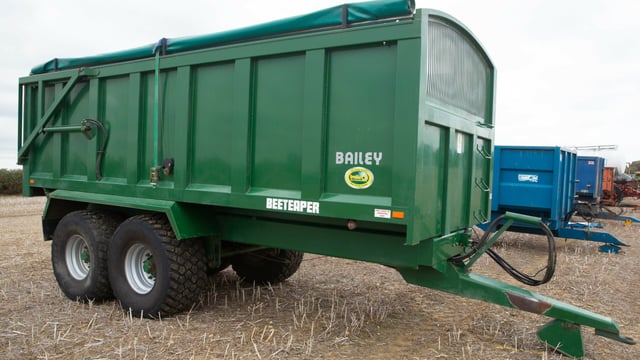 Auction report: A 'load' of bargains at this dispersal sale?