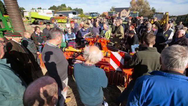 Auction report: 'Mix' of machinery changes hands...at 'on-site' sale