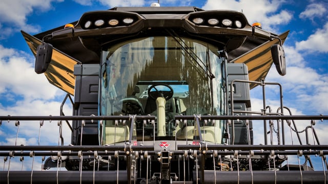 Tractor and combine sales remain 'solid' in the US, but Canada fares worse
