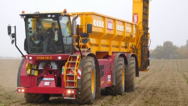 Giant, 6-wheel-drive Vredo swaps tanker for beet body