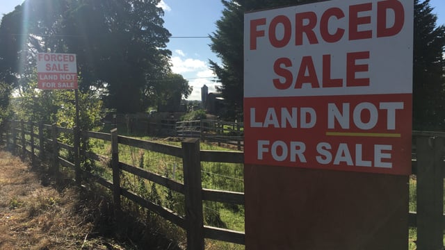 Varadkar 'disconnected' from rural financial struggles