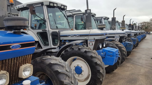 Tractor fanatics polish up the 'silver-ware' in Kilkenny