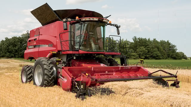 Farm manager discusses weather impact on UK tillage farm