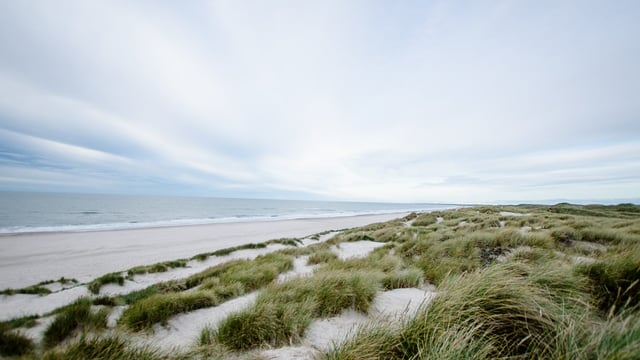 2 Status Orange wind warnings issued for western seaboard
