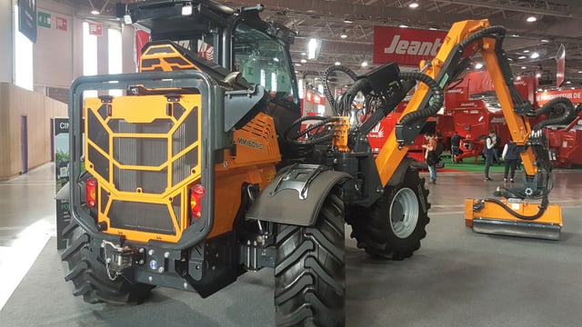 SIMA 2019: Is this the ultimate hedge-cutter?