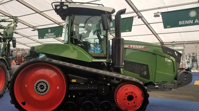 Fendt 'tracks' into Co. Kildare...for the FTMTA Farm Machinery Show
