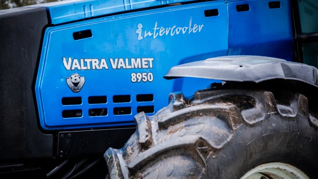 Pics: Fleet of Valtra tractors is readied for contractor's auction