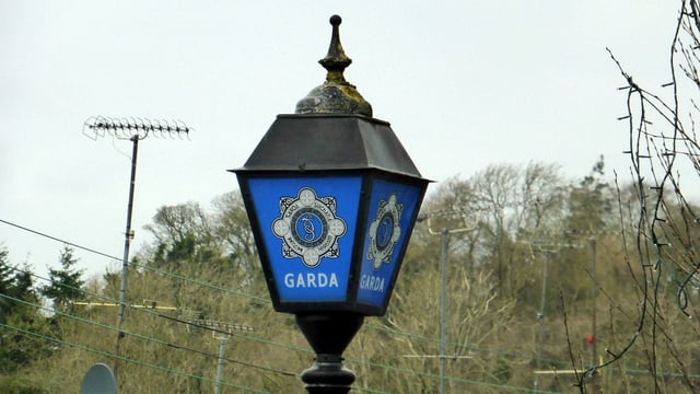 Trailer and chainsaw stolen in separate raids in midlands