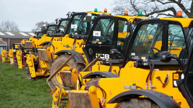 Auction report: Watching a tally of telehandlers like a 'hawk'