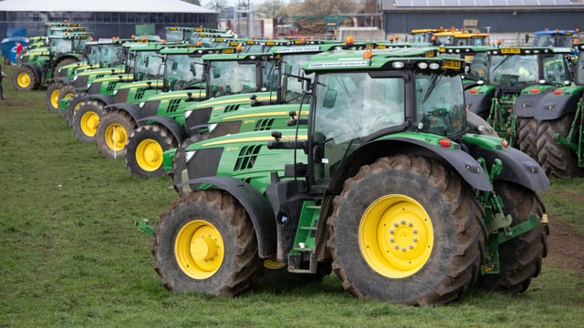 Auction report: Just how 'Deere' were these hammer prices?