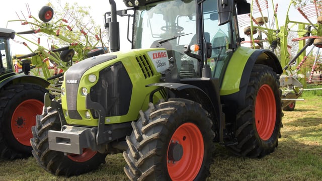 'A modern 120hp tractor will now need a minimum rate of €50/hour'