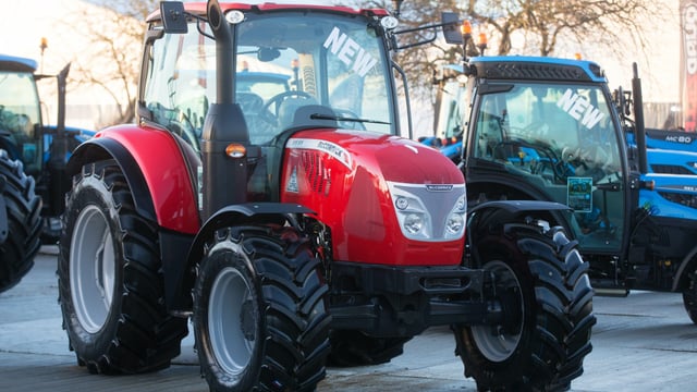 New tractor sales slump continues in the UK, but why?
