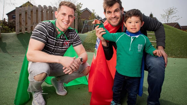 Rugby heroes and Dale Farm celebrates superheroes day at Mencap