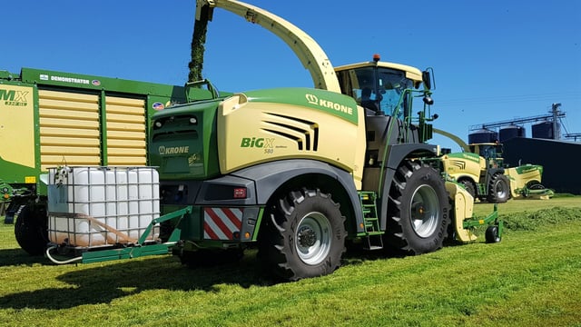 What's the average power of a new self-propelled forager?