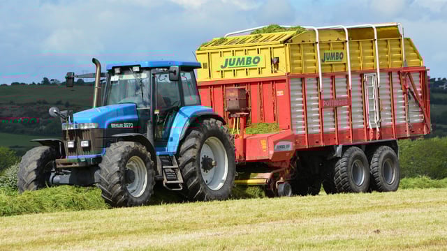 Is €105/ac (plus VAT) on the money for 'wagon silage'?