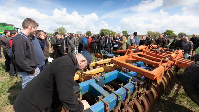 Auction report: 'Rooting deep' for a bargain cultivator?