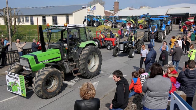 TY students' tractor run raises €6,000 for Galway hospice