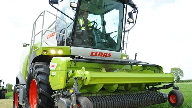 'Send out [silage cutting] invoices quickly and chase payment; it's your money'