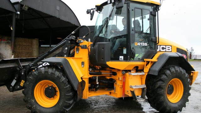 Video: Why 'everything is that bit faster' on this 191-reg JCB