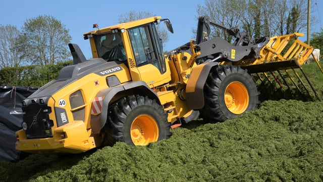 Wheeled loader sales 'reflect a strong market'