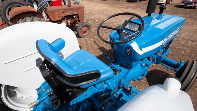 Auction report: 'Driving' for a bargain? Check out these prices/results...