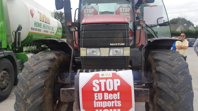 'Stop beef import scandal' - IFA protest gets underway