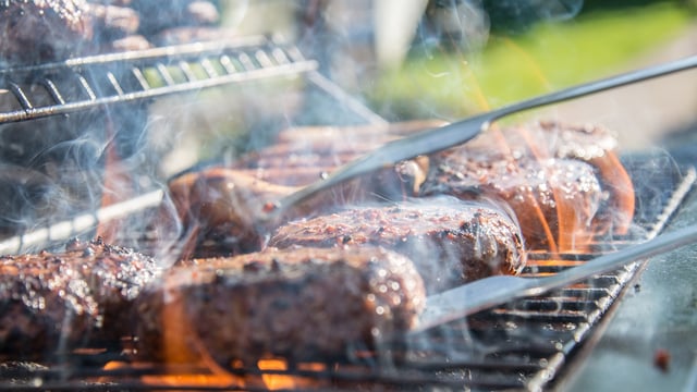 Beef trade: The heat is on for this week's factory quotes
