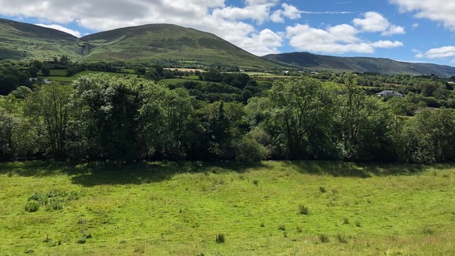 Route for Galway to Athlone cycleway to primarily use public lands