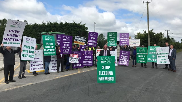 Overnight ICSA protest for price rise continues in Athleague