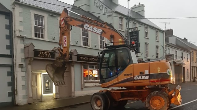 2 men arrested after attempted ATM theft in Cavan