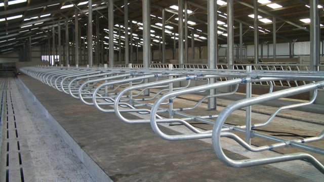 Winter preparation of animal housing facilities