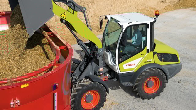 Compact loaders to follow bigger Claas-badged siblings
