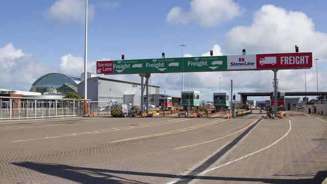 Welsh farmers set to protest against 'subsidised Irish beef'